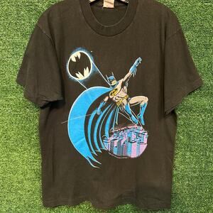 Vintage 1988 Batman DC Comis Gotham T-Shirt Size Large